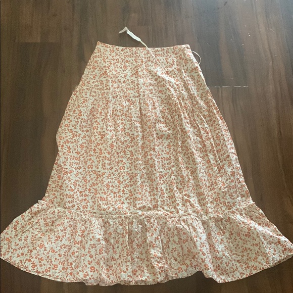 New Luna Moon Floral Maxi Skirt - Picture 3 of 16